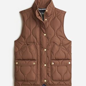 Jcrew quilted excursion vest size small